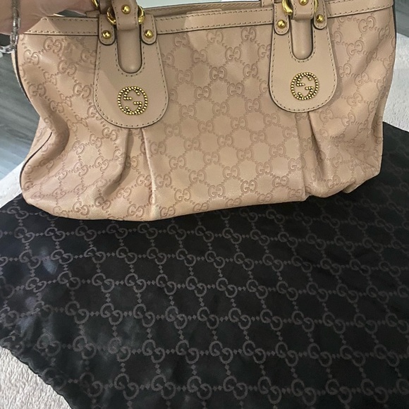 Gucci - Picture 9 of 15